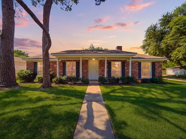 9231 Tooley Dr, Houston, TX 77031