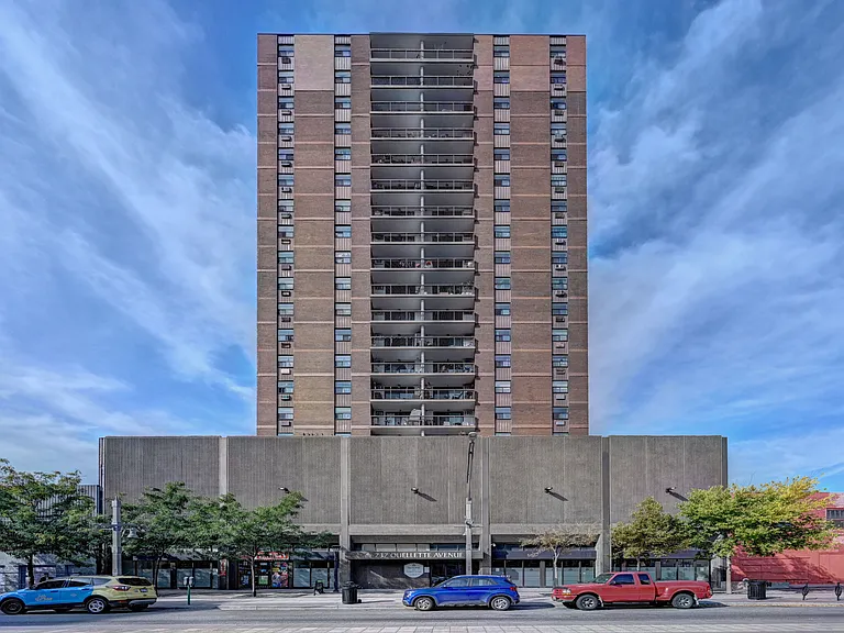 737 Ouellette Ave — Photo 4