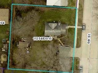 646 S 6th St, Forest City, IA 50436