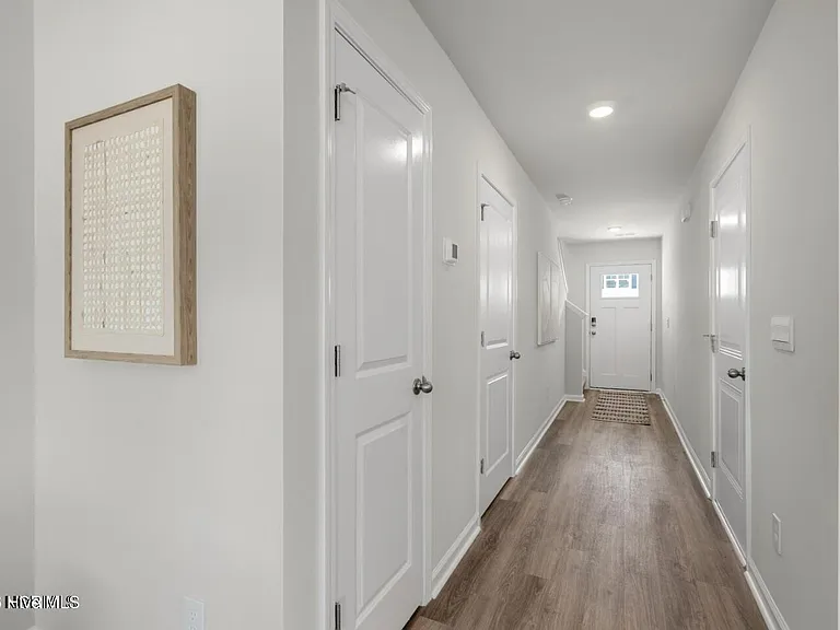 3222 Lobelia Ln — Photo 5