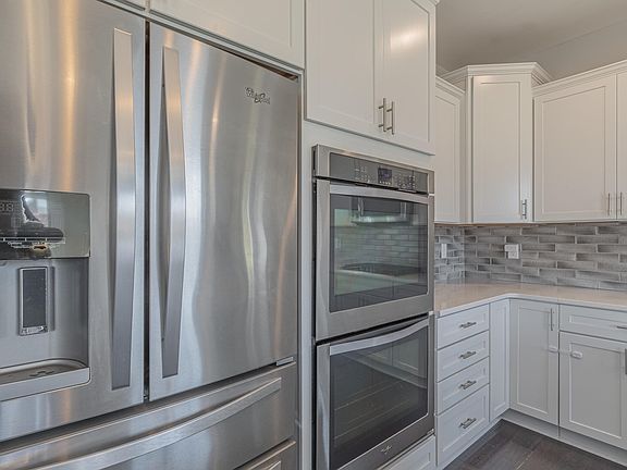 5th image of 10192 Limerick Cir