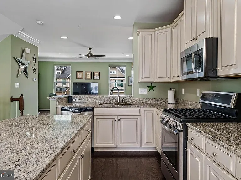207 Quarry Point Rd — Photo 35