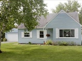 310 Windsor Ln, Portage, MI 49002