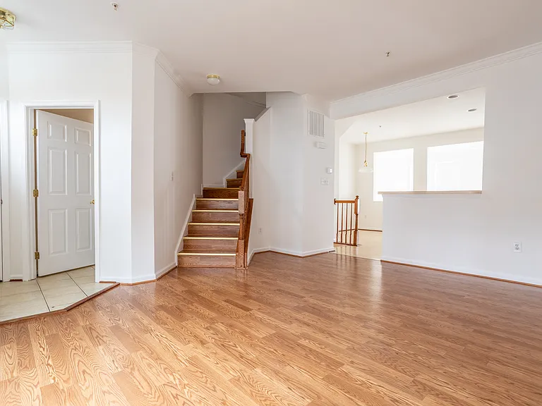 9314 Penrose St #1 — Photo 7