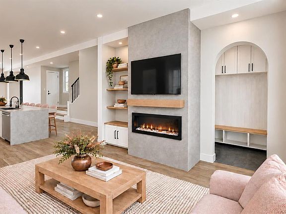 3rd image of 3611 N 5th Ave NW