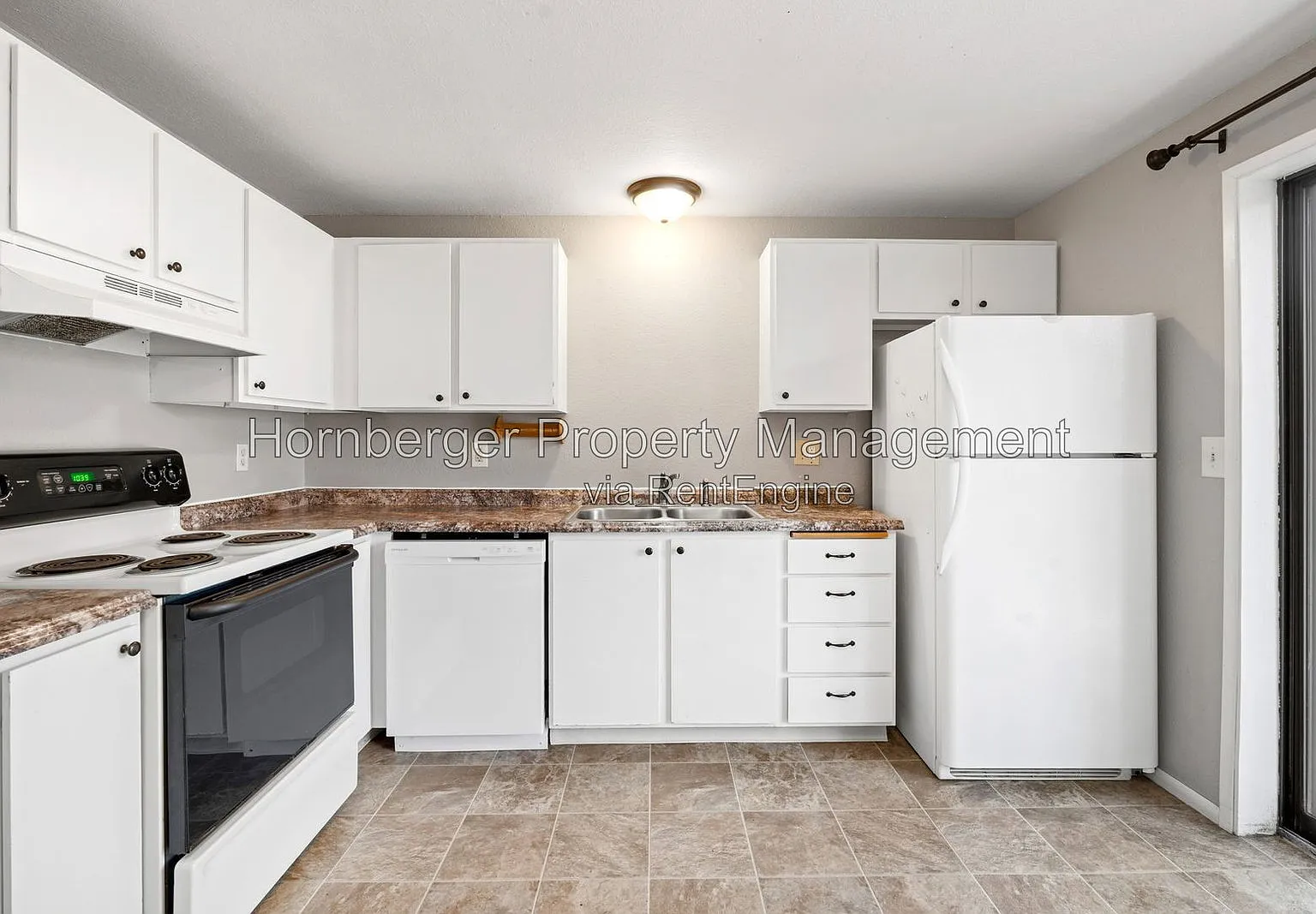 2 bed, 1.0 bath, 600 sqft, $1,195 — Photo 1