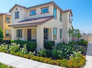 2032 Juniper Ln, Colton, CA 92324