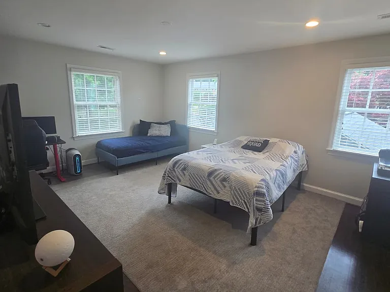 6720 Newbold Dr — Photo 20