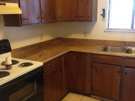 3rd image of 2270 Continental Ave