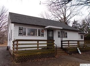 260 S Marion St, Carthage, IL 62321