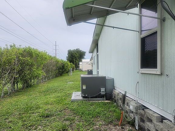 3rd image of 355 Horizon Dr