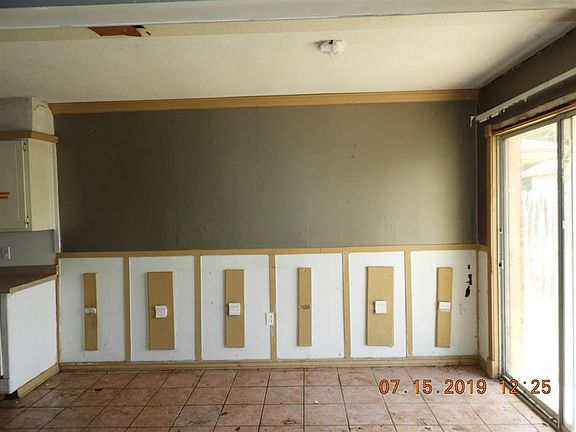 5th image of 1804 N Austin Ave