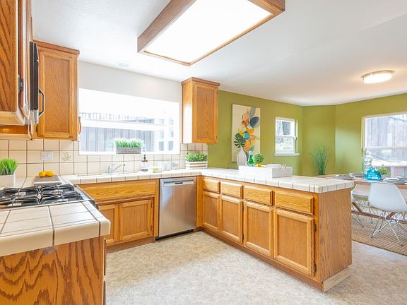 2nd image of 3000 Aguazul Dr