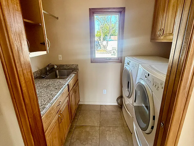 1698 Via Elisa Dr — Photo 26