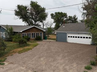 1290 E Main St, Sidney, MT 59270
