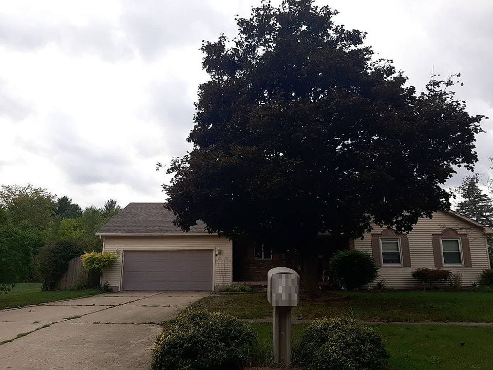 1st image of 301 N Wickshire Ln