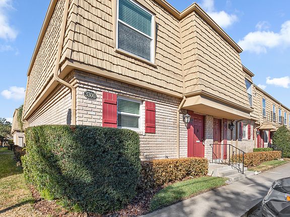 3rd image of 200 Saint Andrews Blvd APT 3301