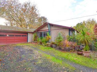 633 River Bend Rd, Roseburg, OR 97471