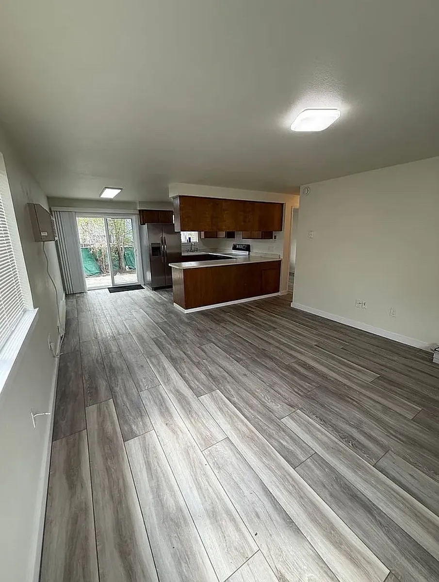 Building Photo - 1284 Carmel Cir #1284