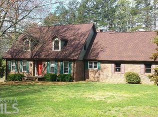 541 Old Nacoochee Rd, Cleveland, GA 30528