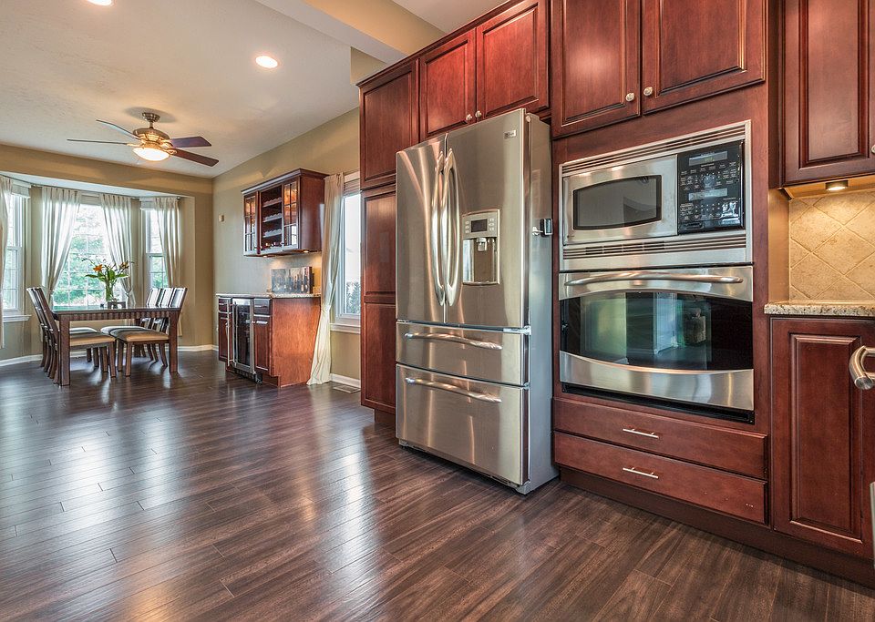 1st image of 568 Thornhill Ct #158
