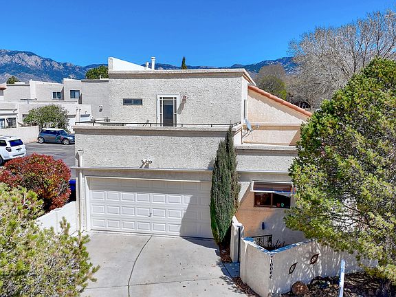 2nd image of 10060 Del Chaparral Ct NE