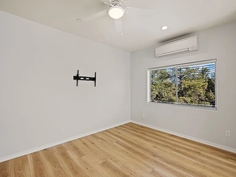 Cala Luxury Apartments — Photo 30