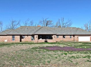 4225 Bridle Path Rd, Yukon, OK 73099