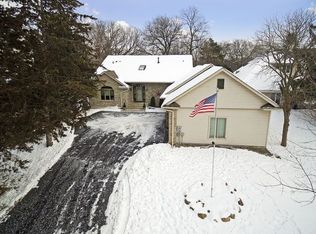 7400 Willow Ln N, Brooklyn Park, MN 55444