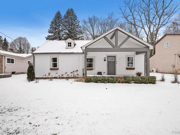 47155 Vanker Ave, Shelby Township, MI 48317