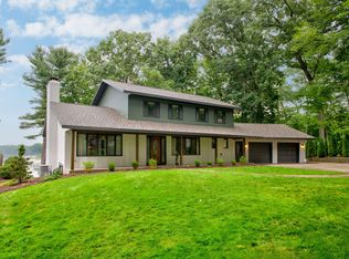 19094 Walden Dr, Spring Lake, MI 49456