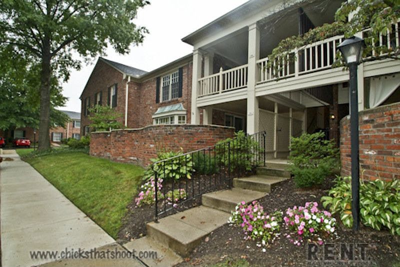 1st image of 1240 Ashford Ln APT 3B