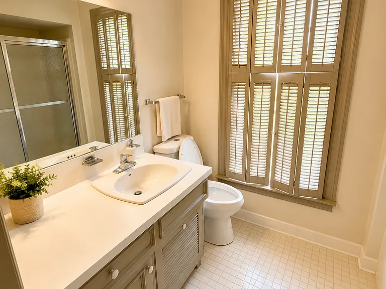 314 Broad St — Photo 17