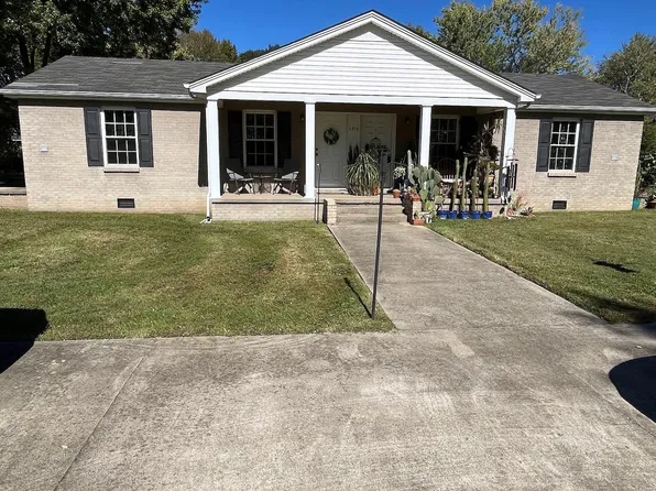1214 Peggy Ann Dr, Murray, KY 42071
