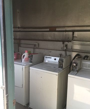 3rd image of 159 E Spruce Ave