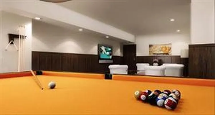 Rented by Douglas Elliman | media 54