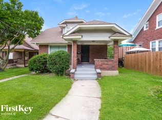 407 W Highland Ave, Elgin, IL 60123