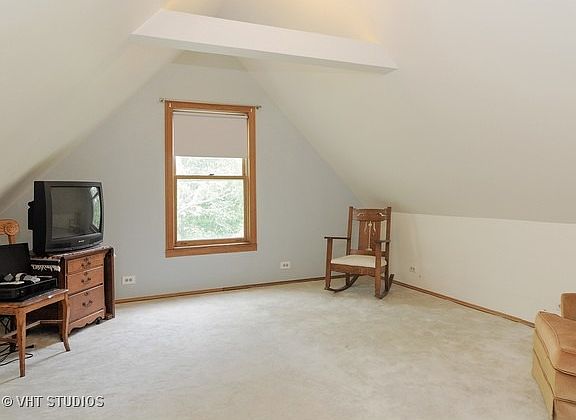 5th image of 2139 W Cuyler Ave