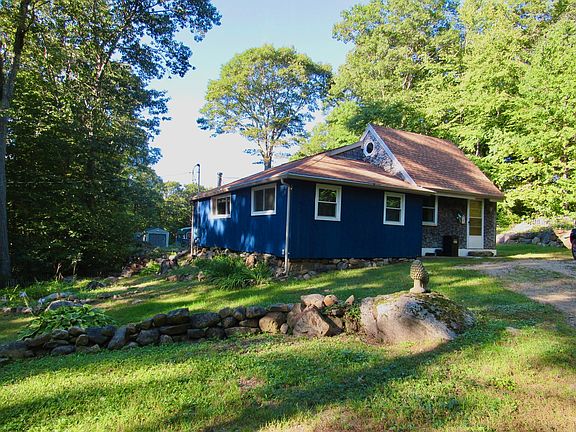 3rd image of 49 Mount Hitchcock Rd