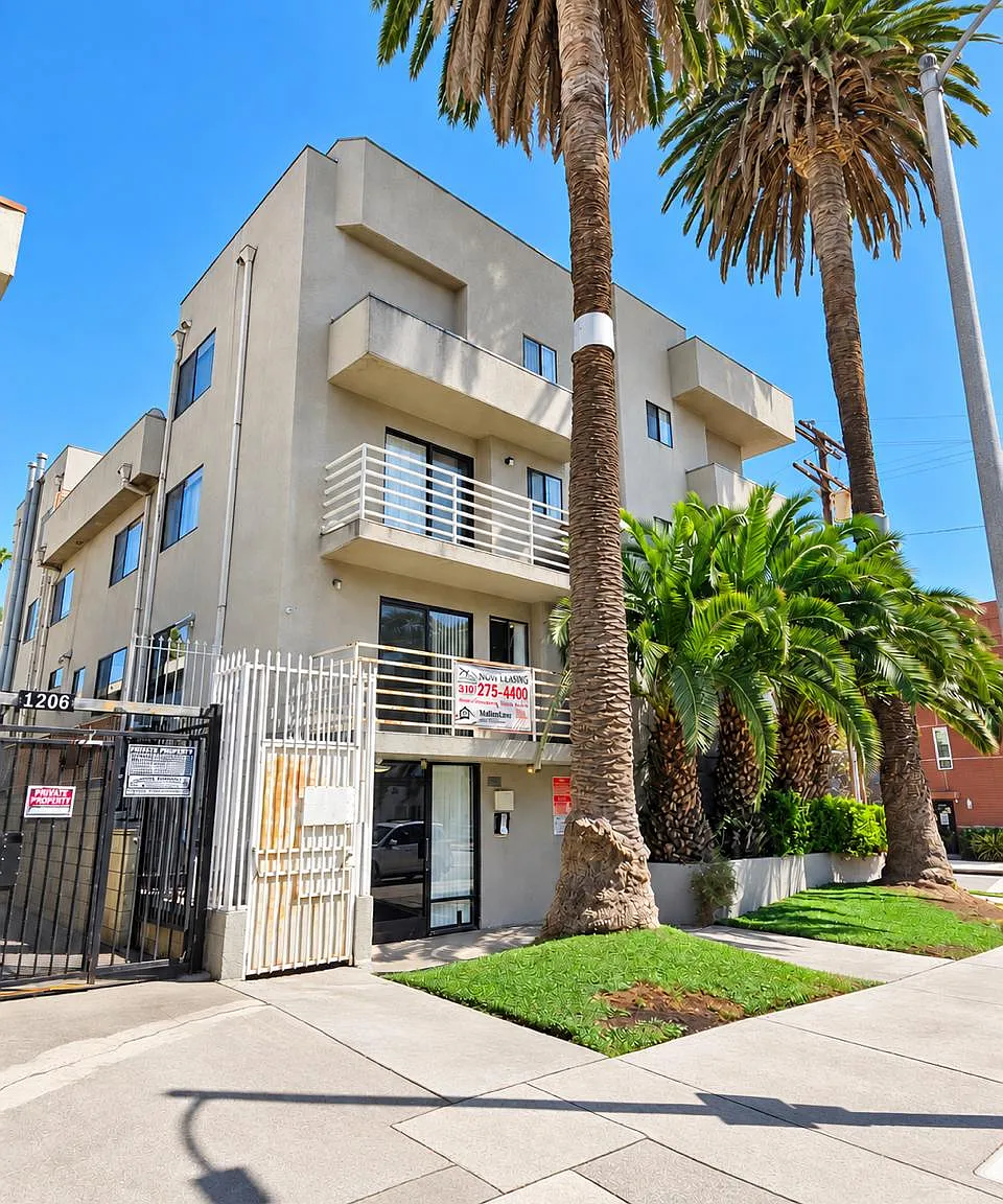 1 bed, 650 sqft, $1,965 — Photo 2