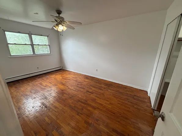 19 Skillman Avenue image 12 of 17