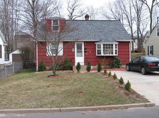 33 Elliott St, Meriden, CT 06451