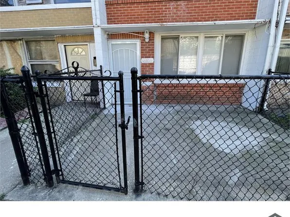 4810 S Drexel Blvd APT M, Chicago, IL 60615