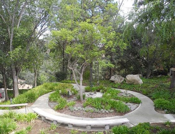 5th image of 766 Tuolumne Ave