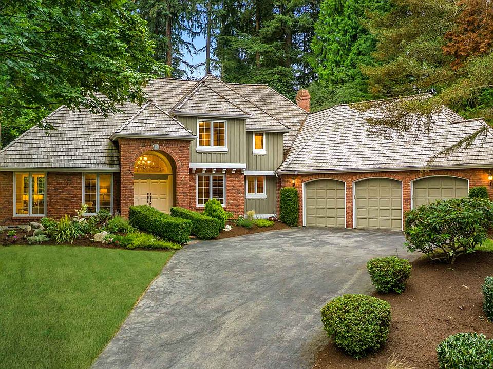 1st image of 10020 216th Ave NE