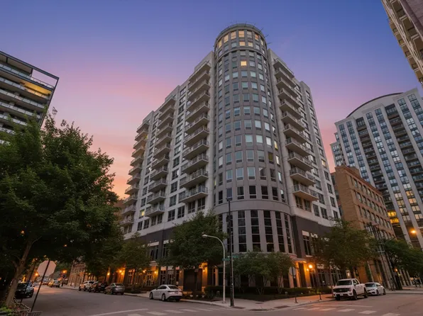 421 W Huron St APT 1009, Chicago, IL 60654