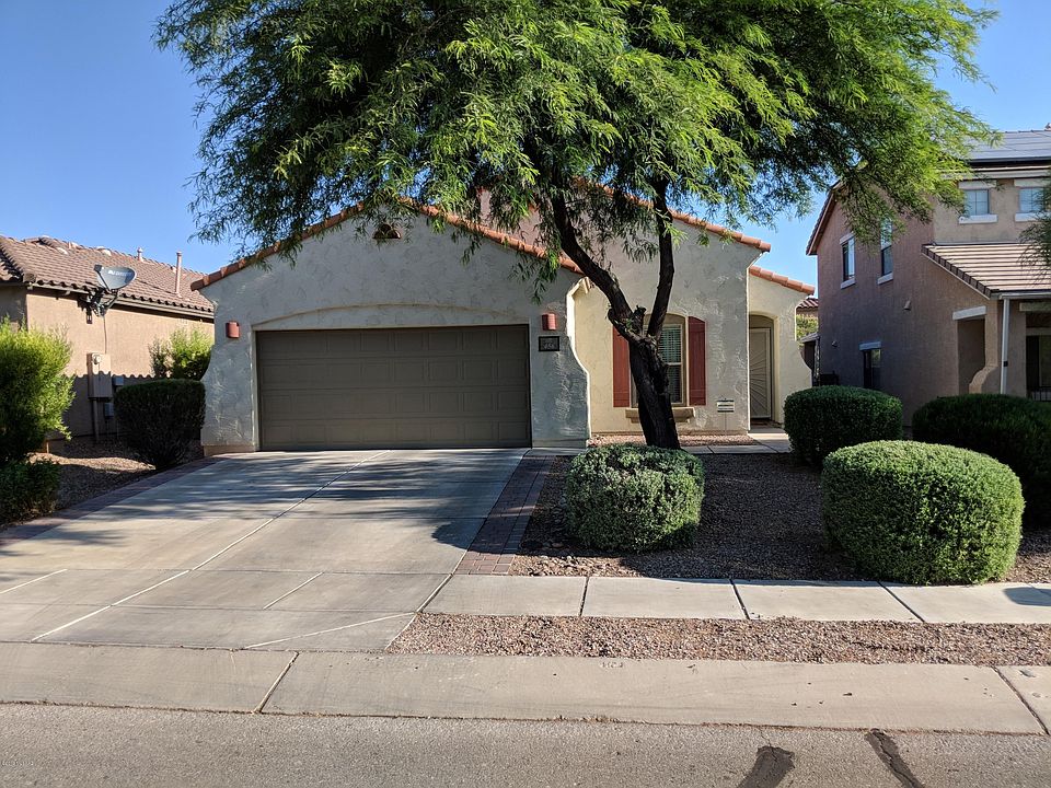 1st image of 456 W Calle Sombra Linda