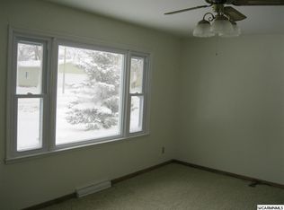107 N Grant St, Taunton, MN 56291