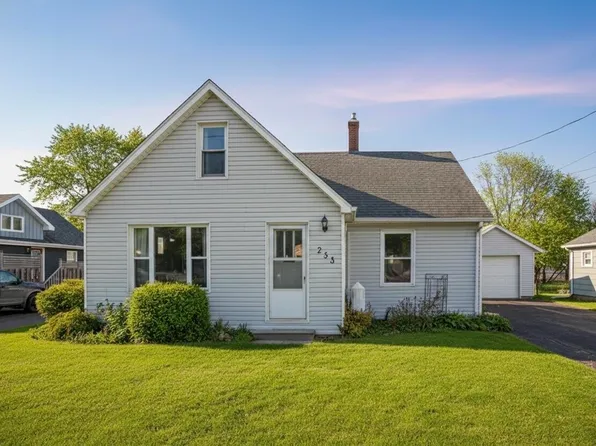 253 Granville St, Summerside, PE C1N 3A8