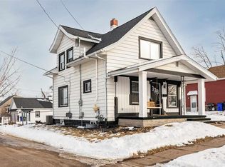 2001 2nd St SW, Cedar Rapids, IA 52404